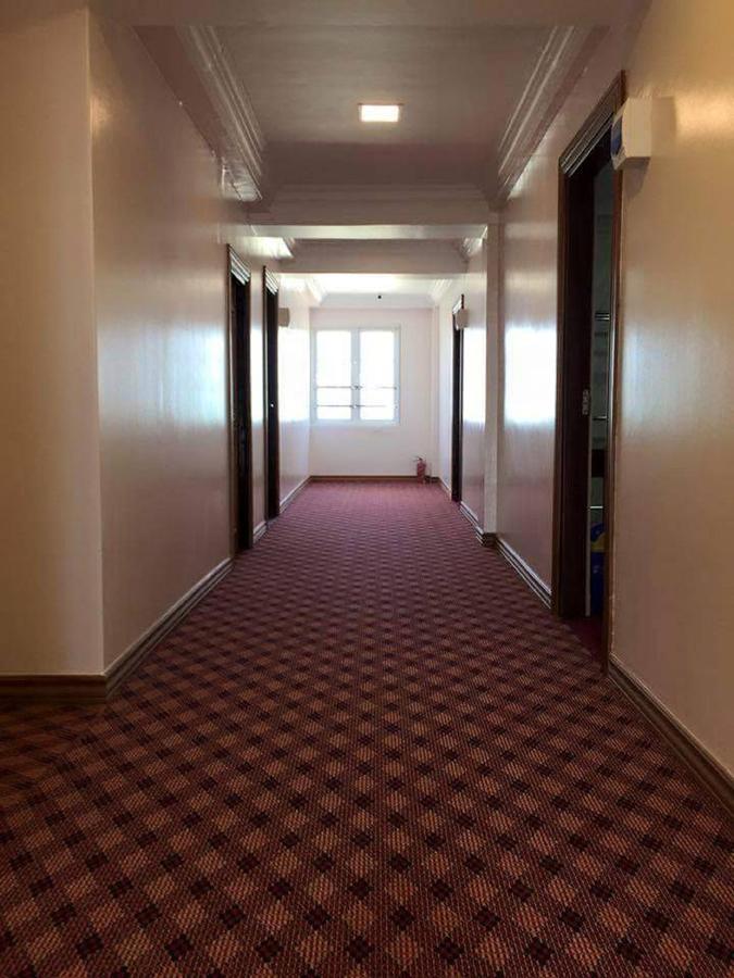 Venus Star Hotel Янгон Екстериор снимка