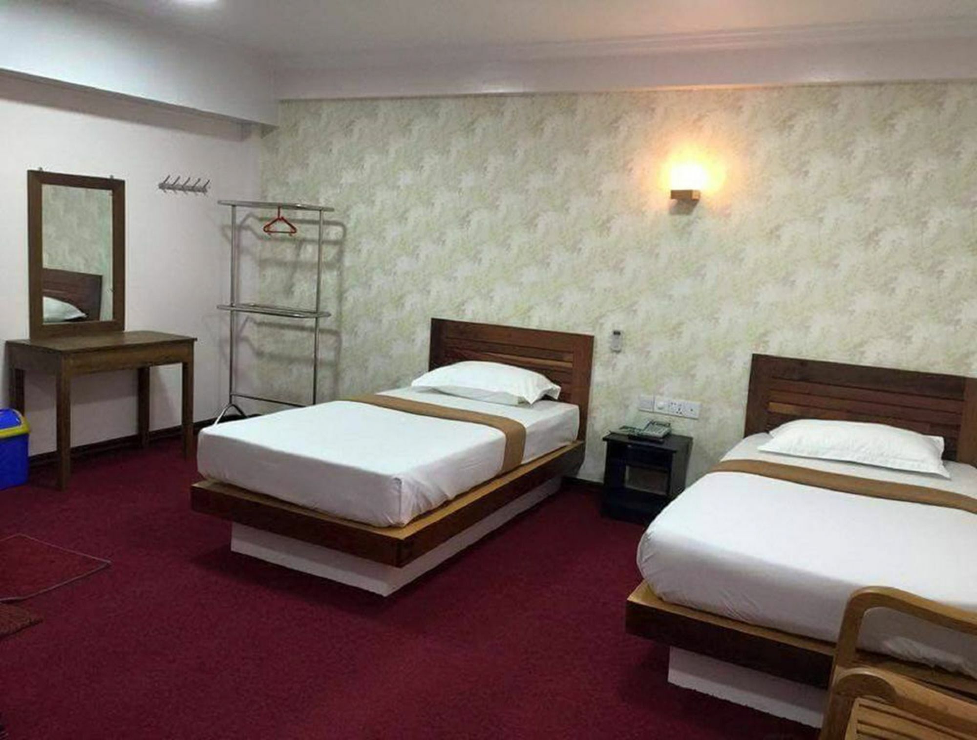 Venus Star Hotel Янгон Екстериор снимка