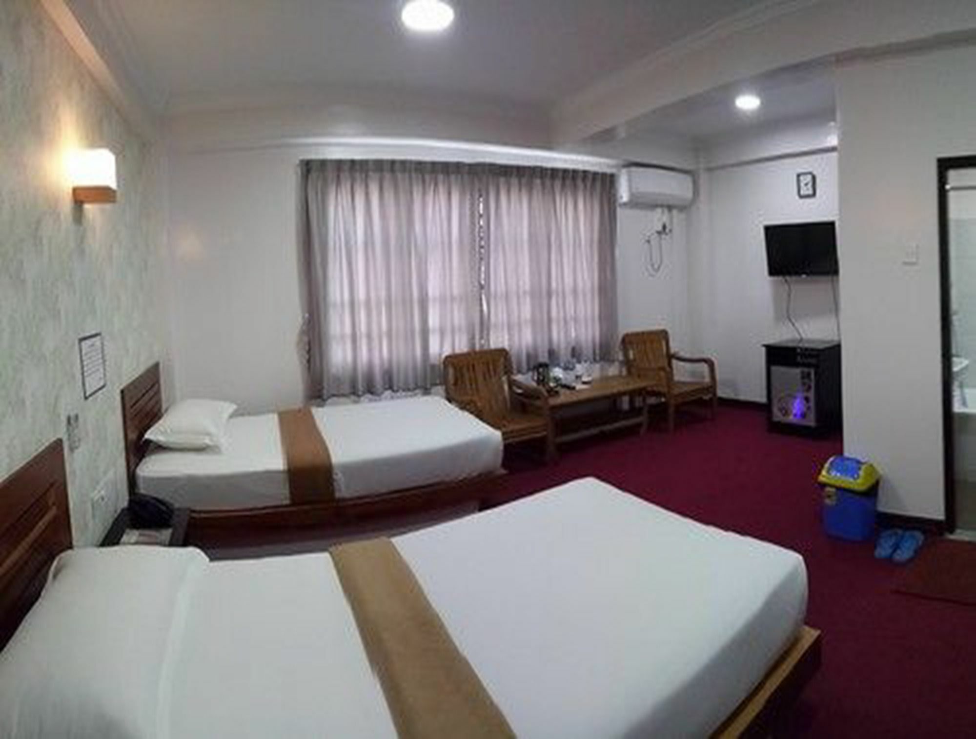 Venus Star Hotel Янгон Екстериор снимка