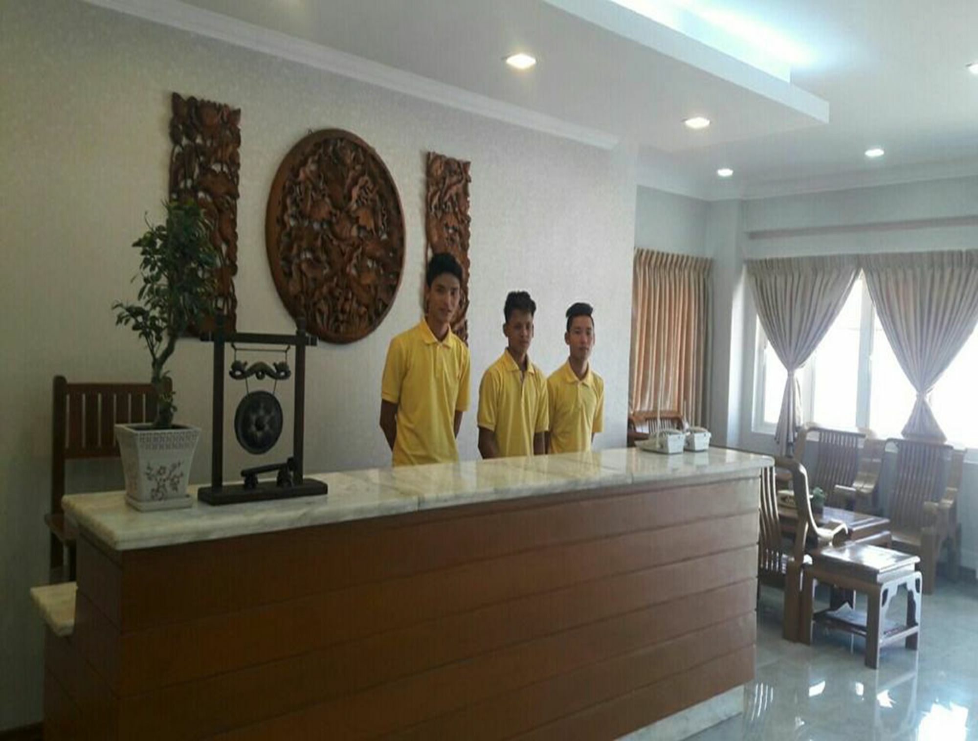 Venus Star Hotel Янгон Екстериор снимка